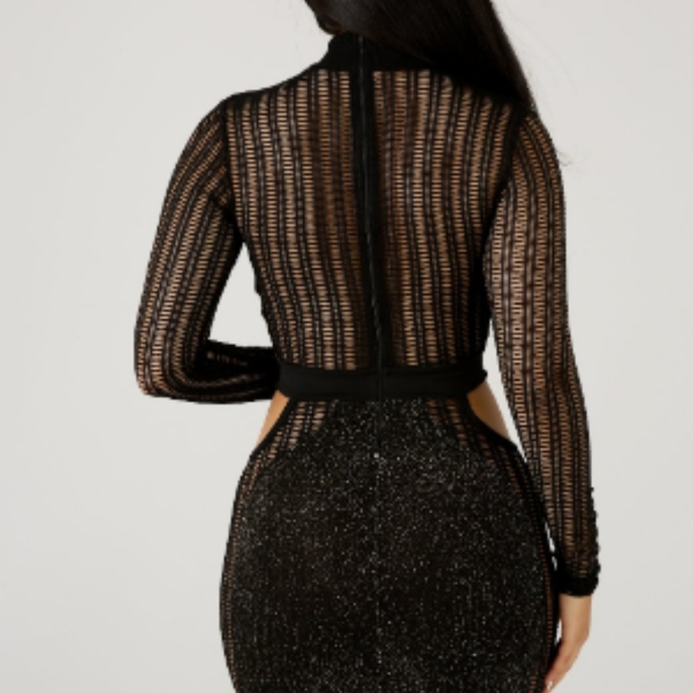 Dress - Picture 4 of 4